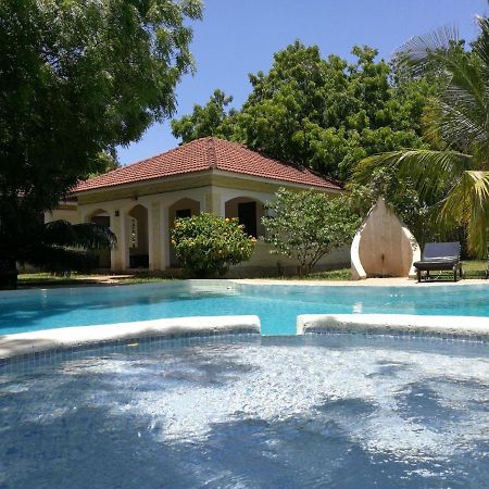 Safina Cottages Diani Beach Exterior foto
